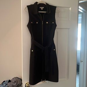 CB Established 1962 Size 8 zipper with belt, sleeveless, classics black dress